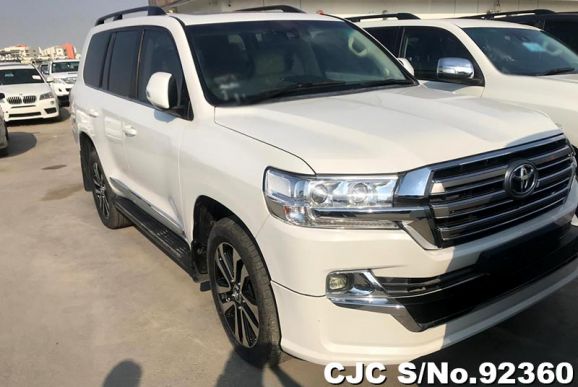 2016 Toyota / Land Cruiser Stock No. 92360